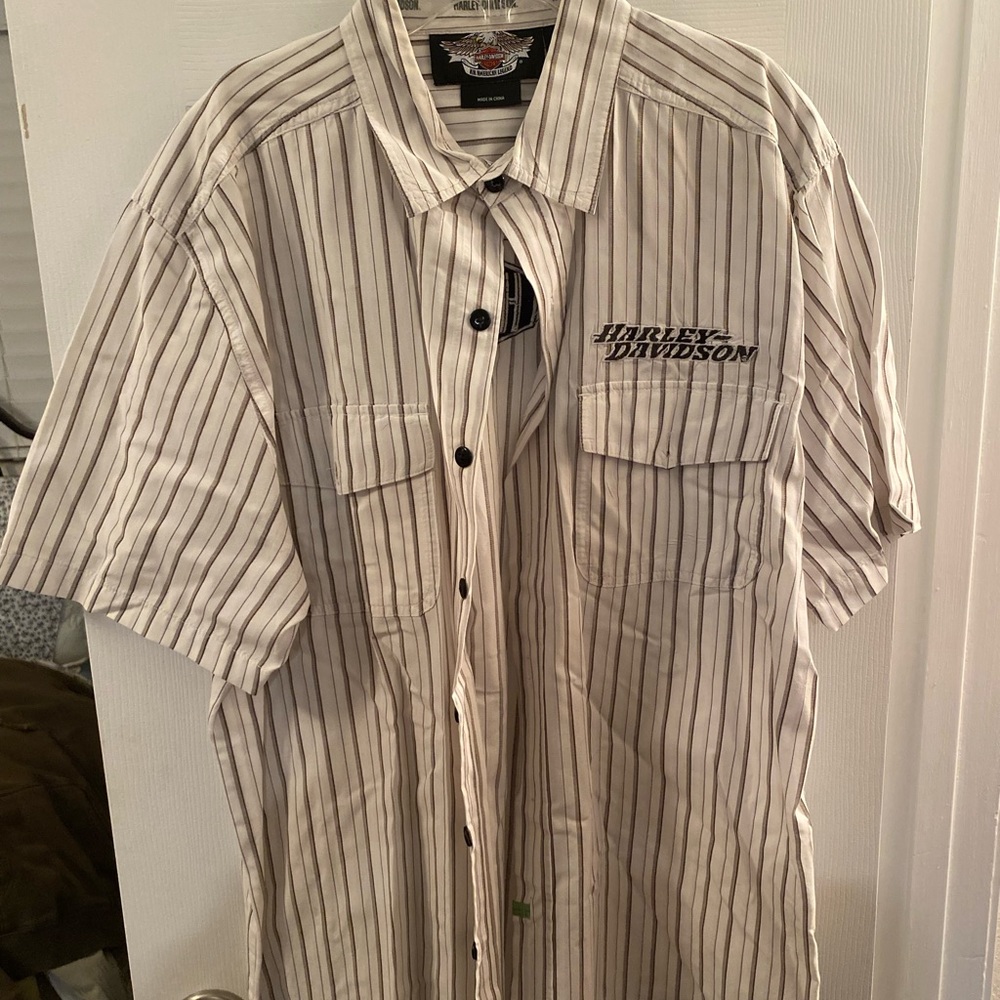 White/Crème Harley Davidson Shirt Sleeve Button Down